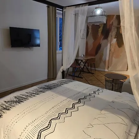 דירה Chez Julie Et Julien *